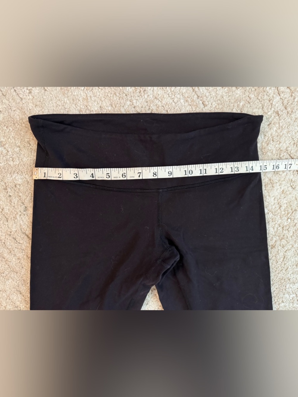 Lululemon solid black long length leggings, size 8 in EUC! - Picture 5 of 7